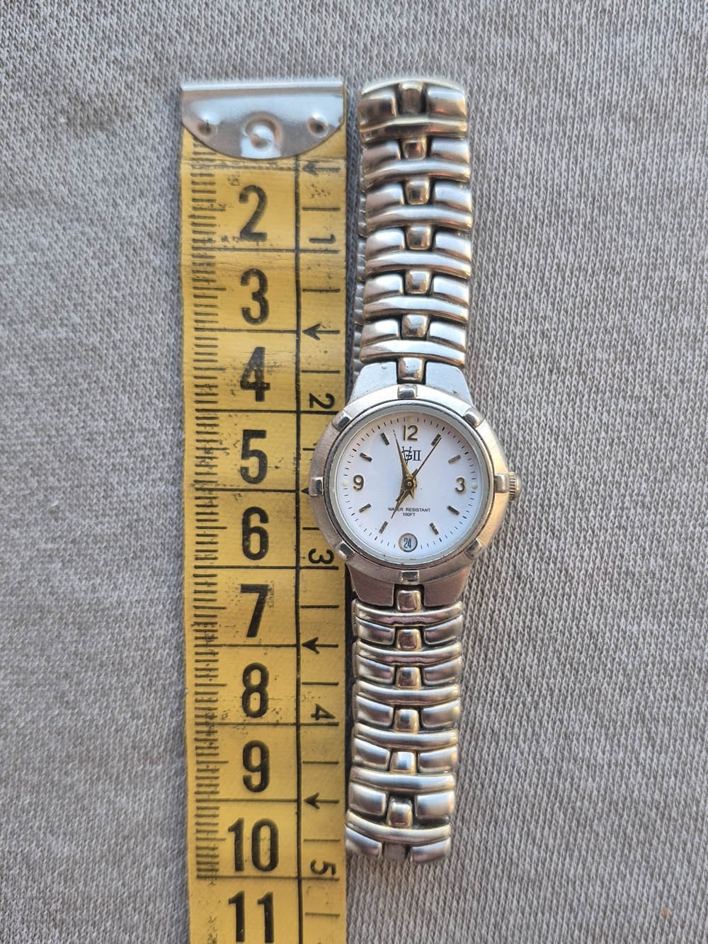 Classic Silver Women's Bracelet Watch with White Dial